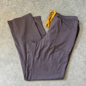 Women’s Carhartt Force Scrubs size Large, Grey.